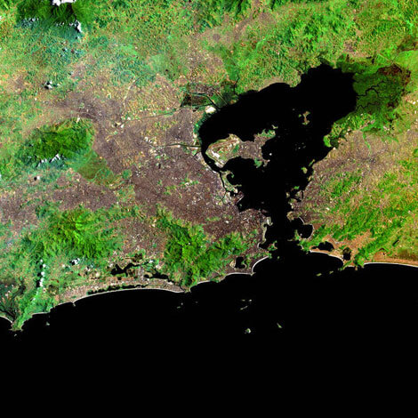 A baía da Guanabara vista do espaço